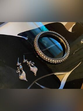 AB Crystal-Accented Bangle and BeBe Cat AB Earrings Set #102